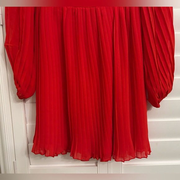 Jessica Simpson Red Pleated Long Sleeve Dress - Picture 4 of 11